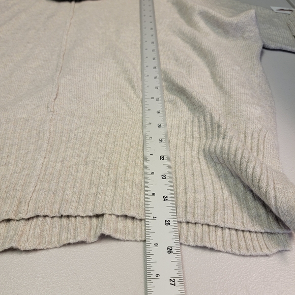 Jessica Simpson Turtleneck Poncho Seam Sweater Pullover Cream Sz S - Picture 6 of 7